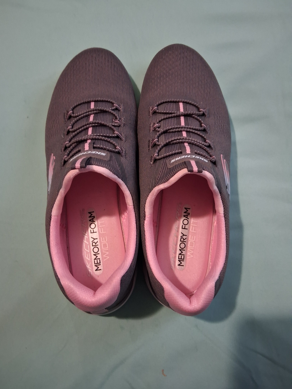 🩶🩷 NWOT Womens Skechers Gray Pink Slide On Sneakers 8.5 Casual Walking Fashion